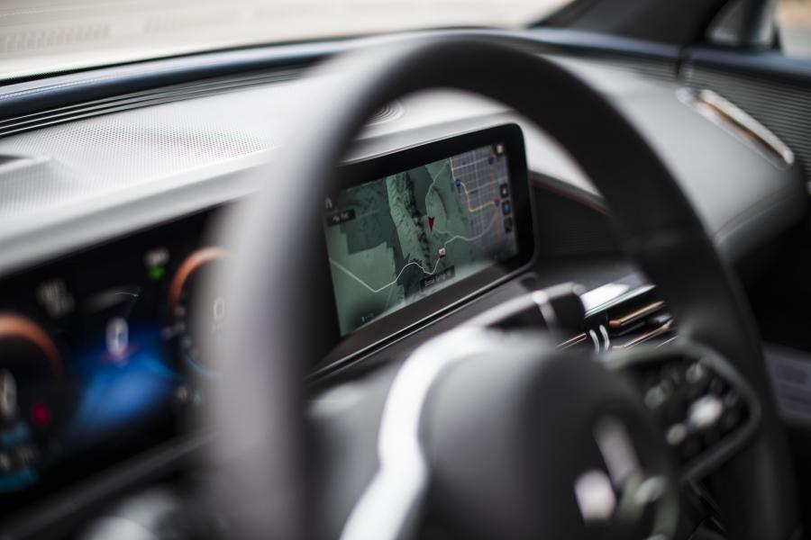 Панель приборов Mercedes-Benz EQC400 4Matic (N293) 2019 года  (WW) (фото 169 из 202)